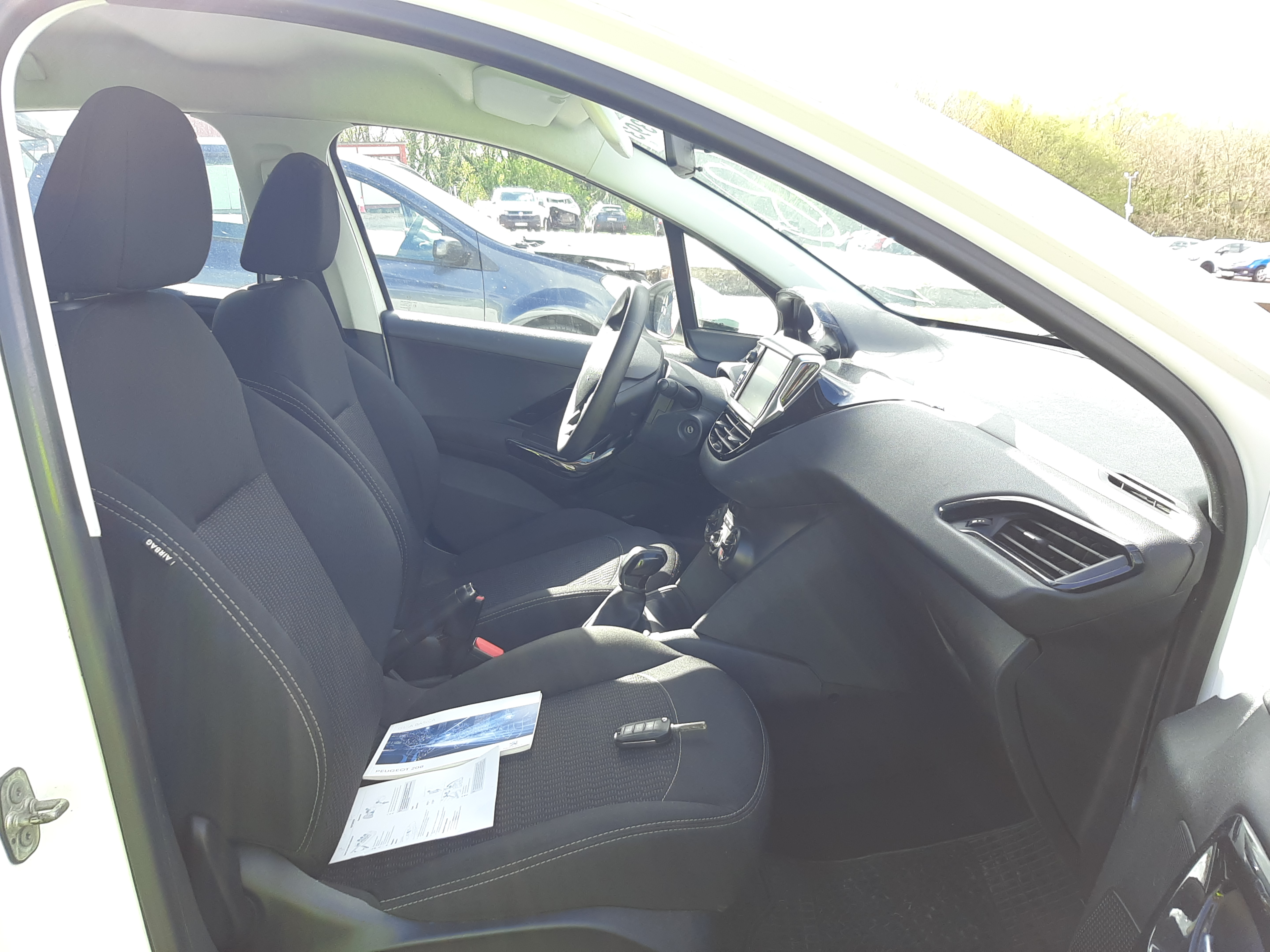 Peugeot 208 2019 VF3CCHMRPKT052532 Photo 5