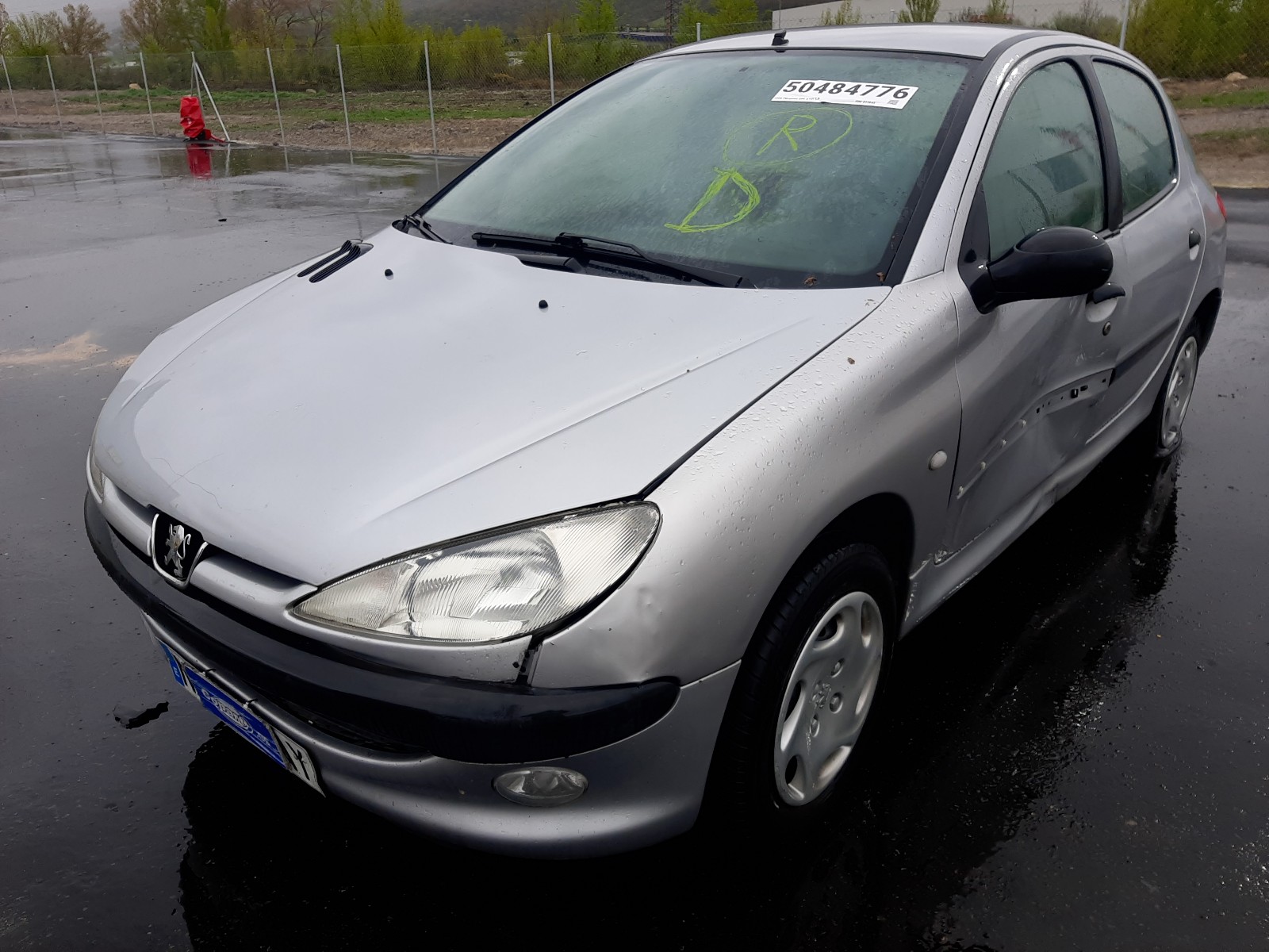 Peugeot 206 1999 VF32AWJZT40273049 Photo 2