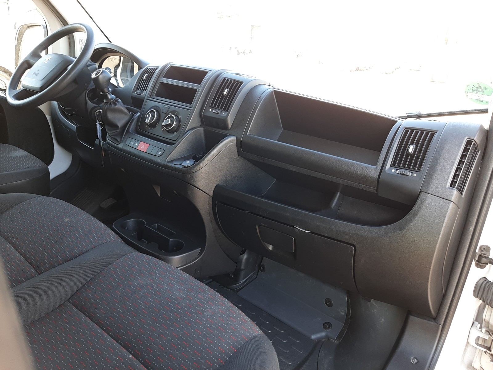 Peugeot Boxer Kasten Hochraum 2022 VF3YBBPFCNG000748 Photo 5