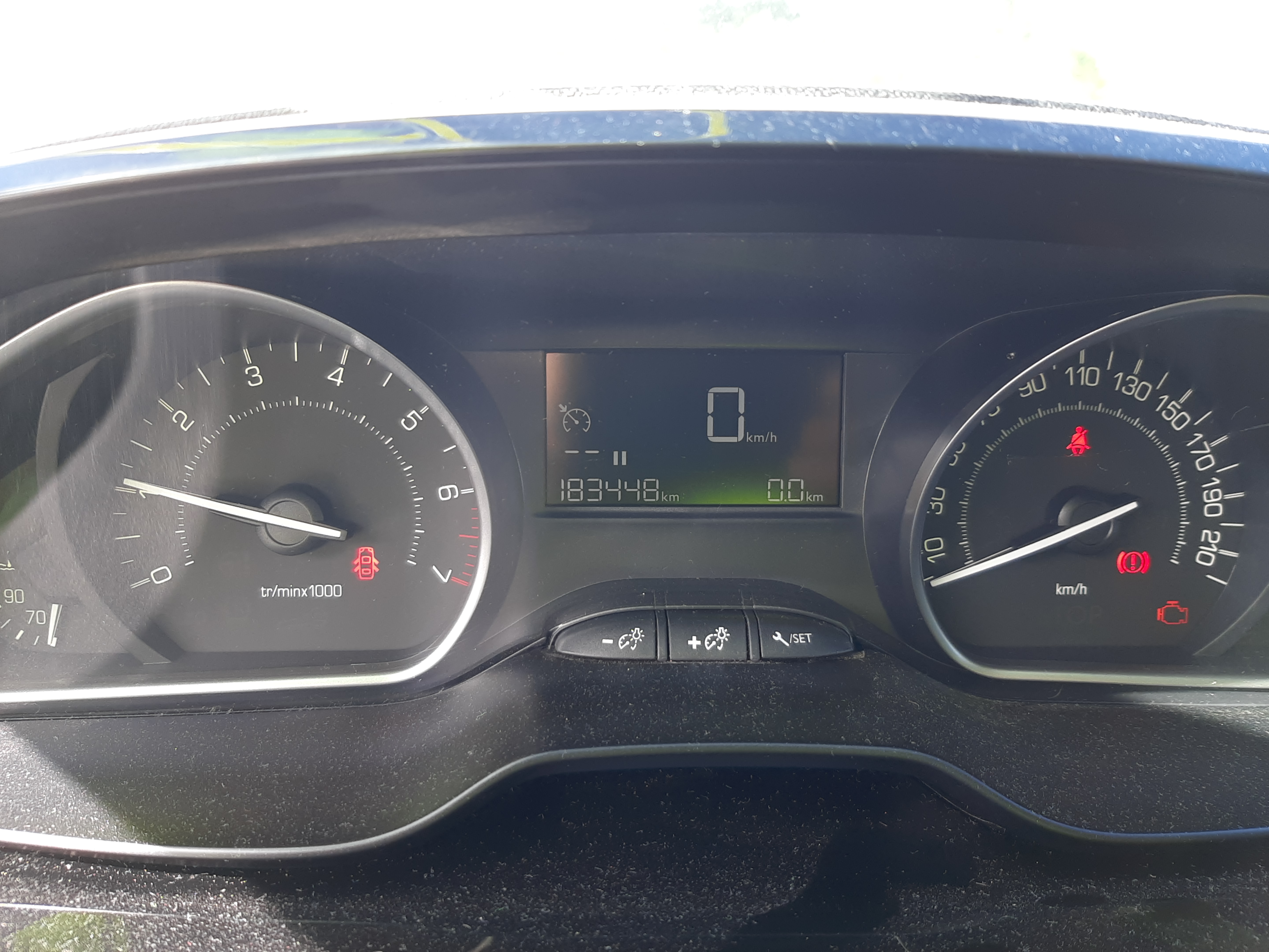 Peugeot 208 2019 VF3CCHMRPKT052532 Photo 8