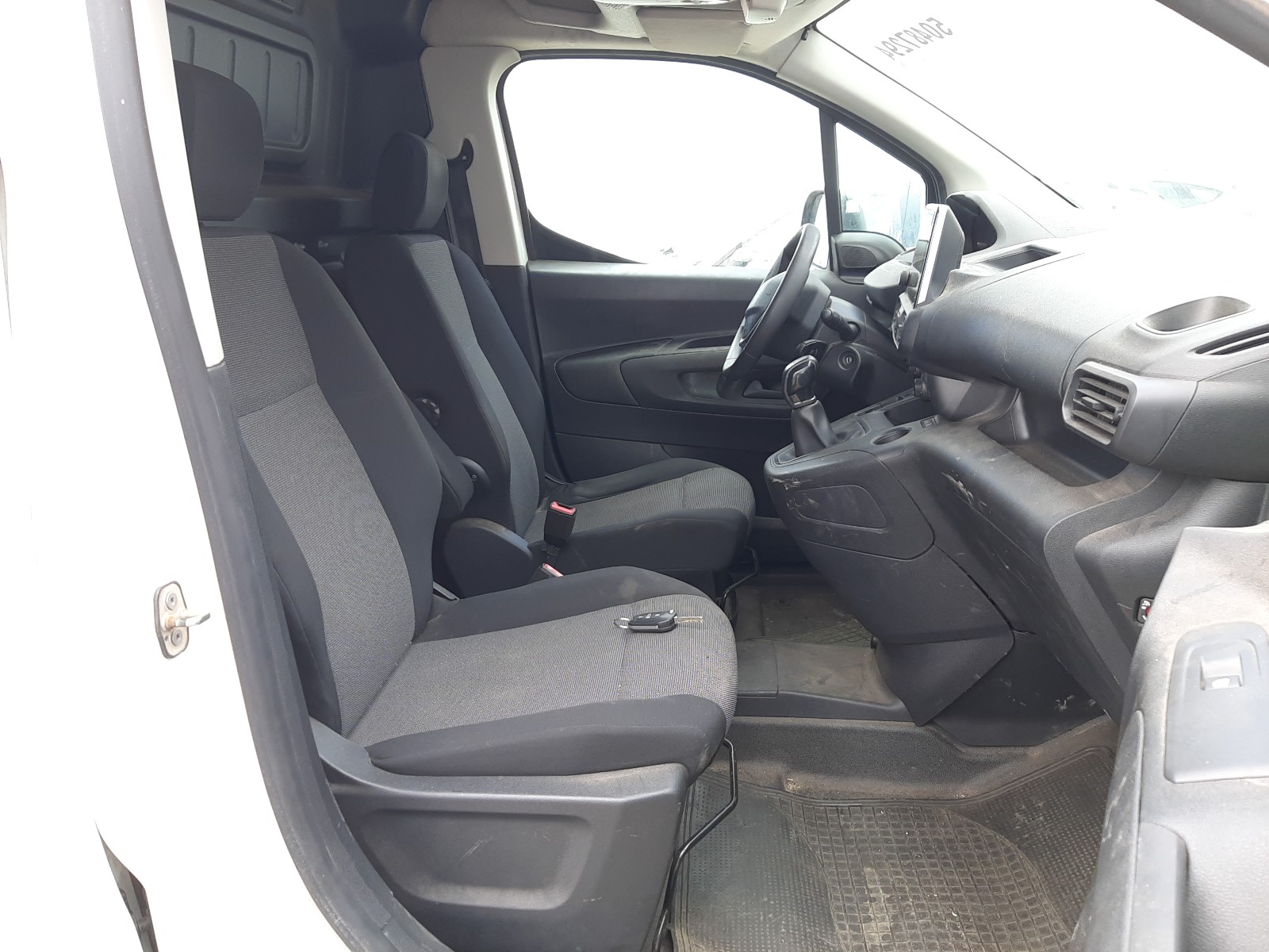 Peugeot Partner 2020 VR3EFBHYBJN558041 Photo 5