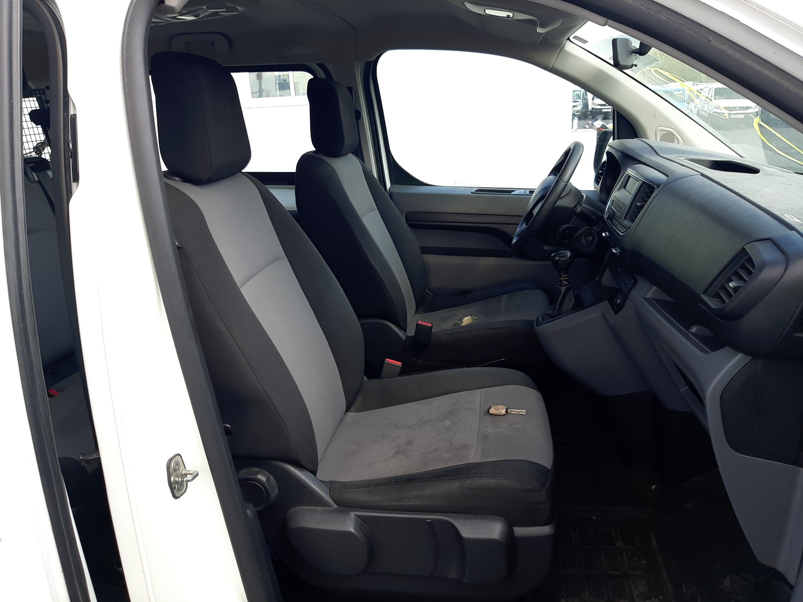 Peugeot Expert Combi 2019 VF3VAYHVKKZ025100 Photo 5