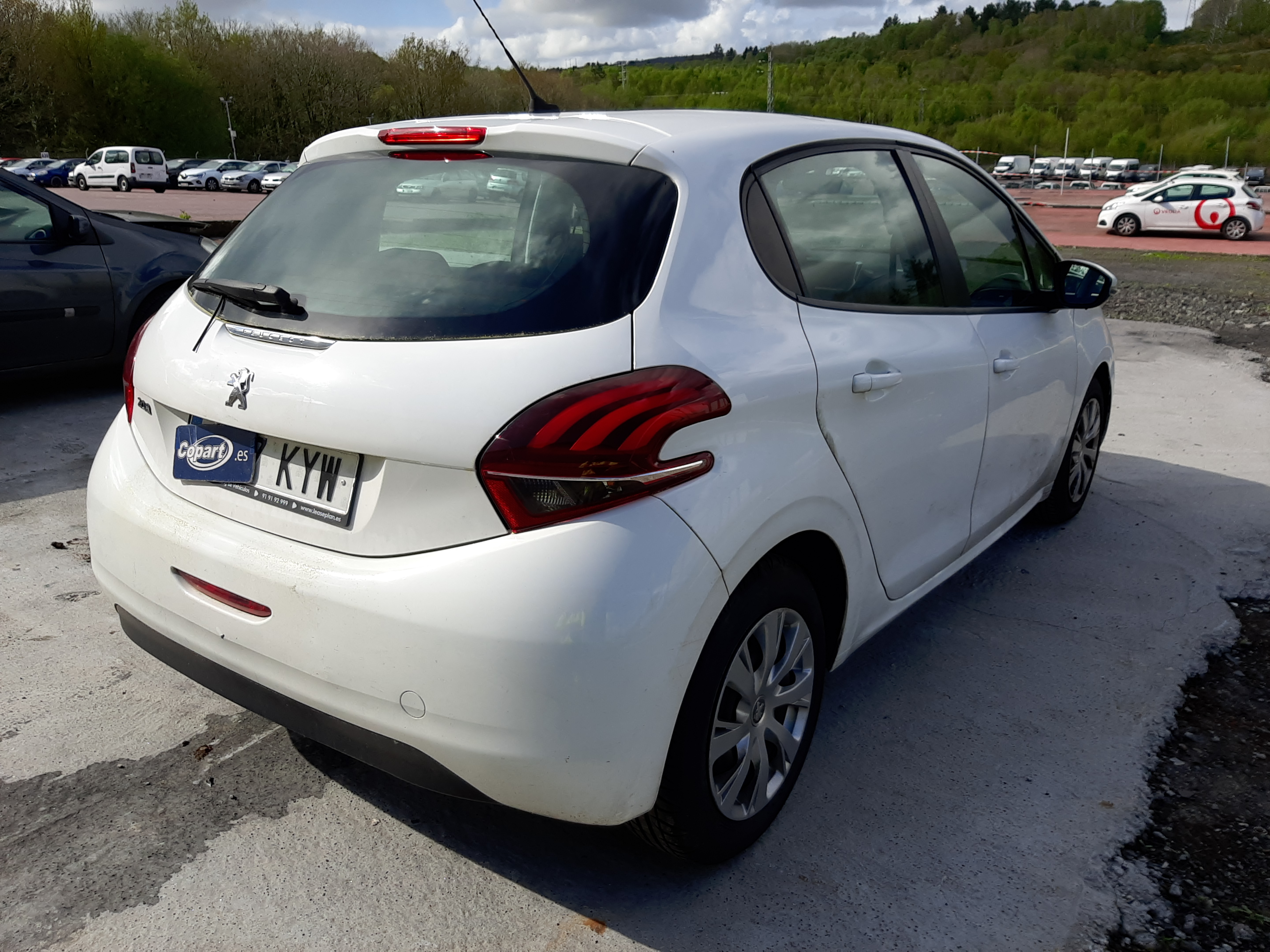 Peugeot 208 2019 VF3CCHMRPKT052532 Photo 4