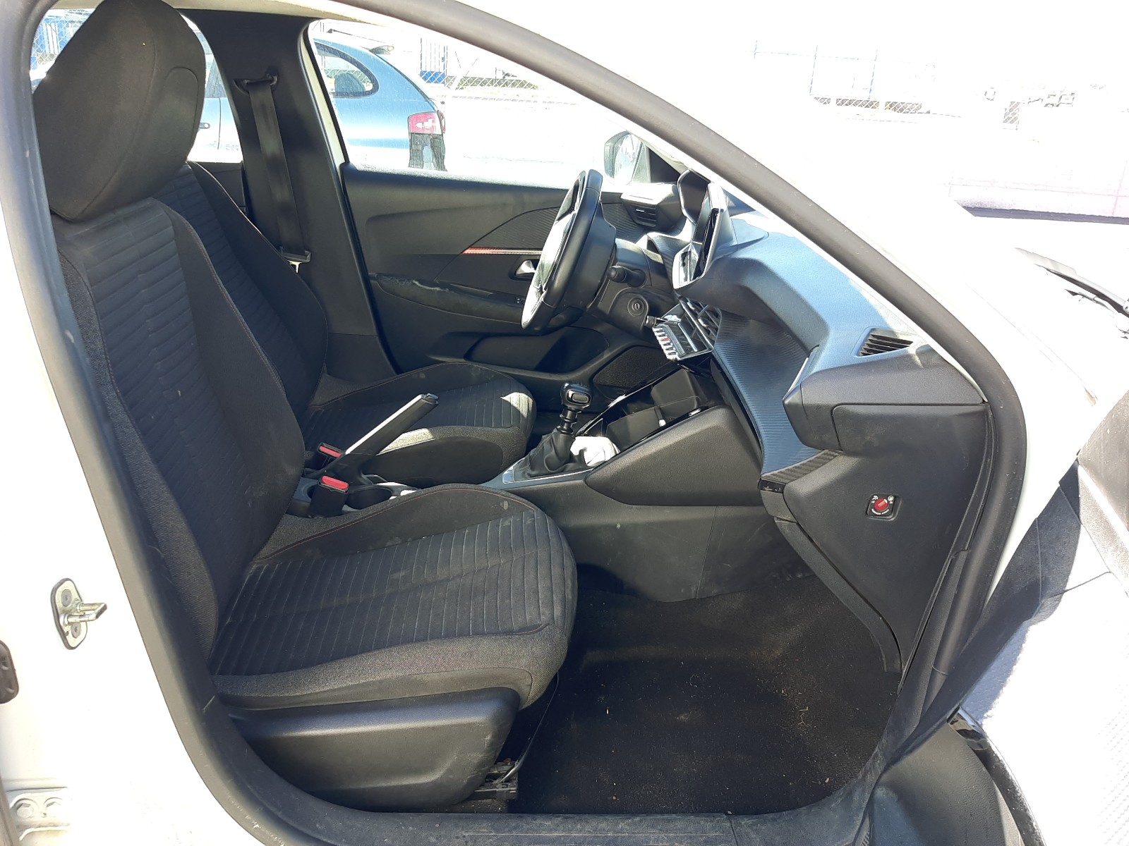 Peugeot 208 2022 VR3UBYHTKN5865141 Photo 5