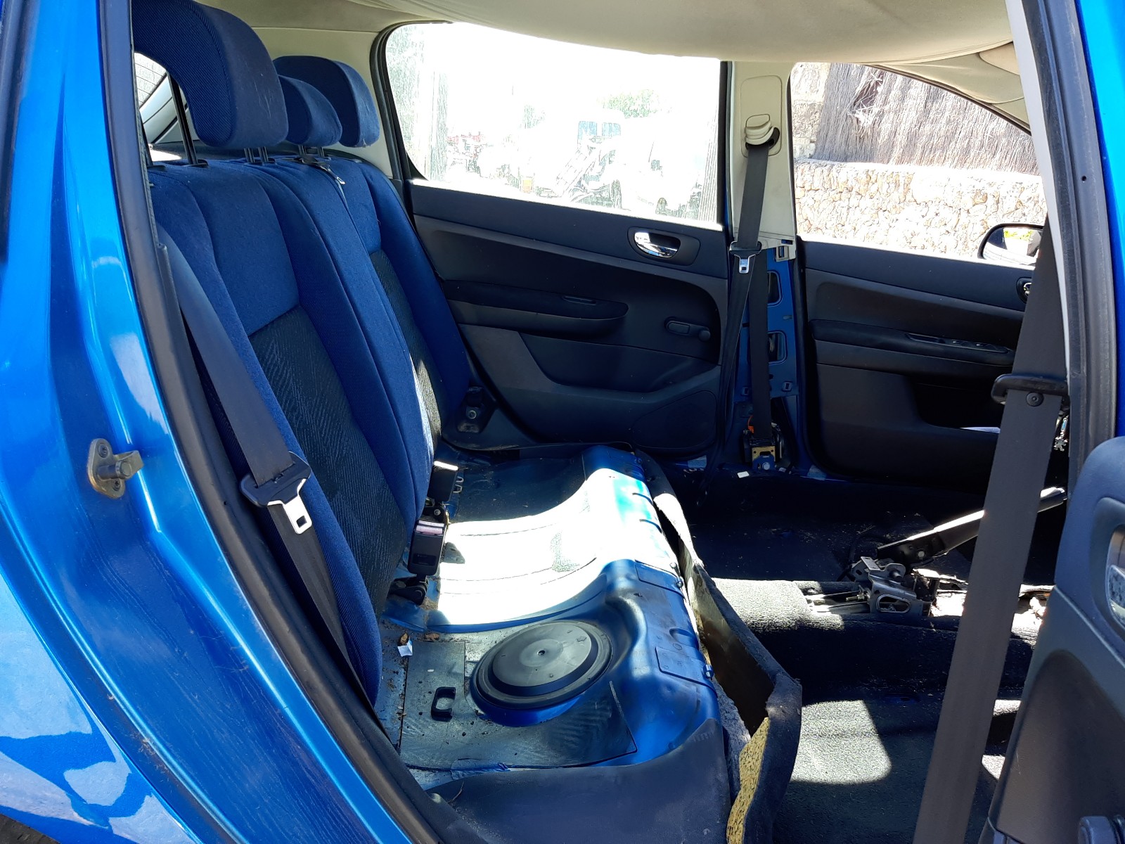 VF33CNFUB82592717 Auction: COPART SPAIN Lot: 50480347 Location: Mallorca VF33CNFUB82592717 Peugeot 307 2002 BLUE Photo 6