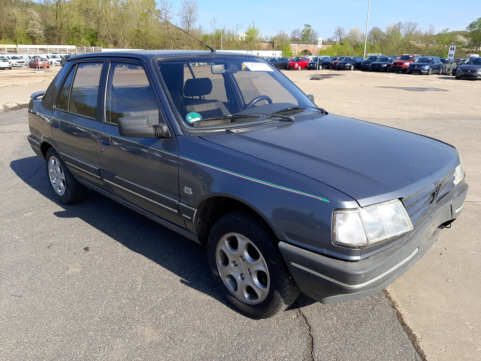 VF33AKDY210648243 Peugeot 309 Photo 1