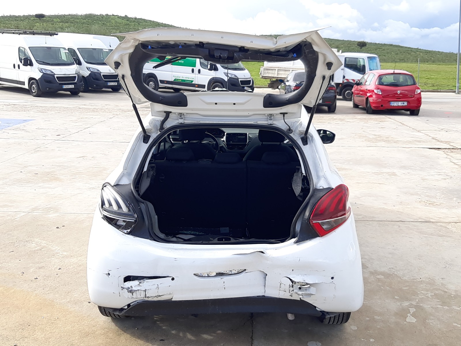 Peugeot 208 2015 VF3CCHMZ6FT173499 Photo 10