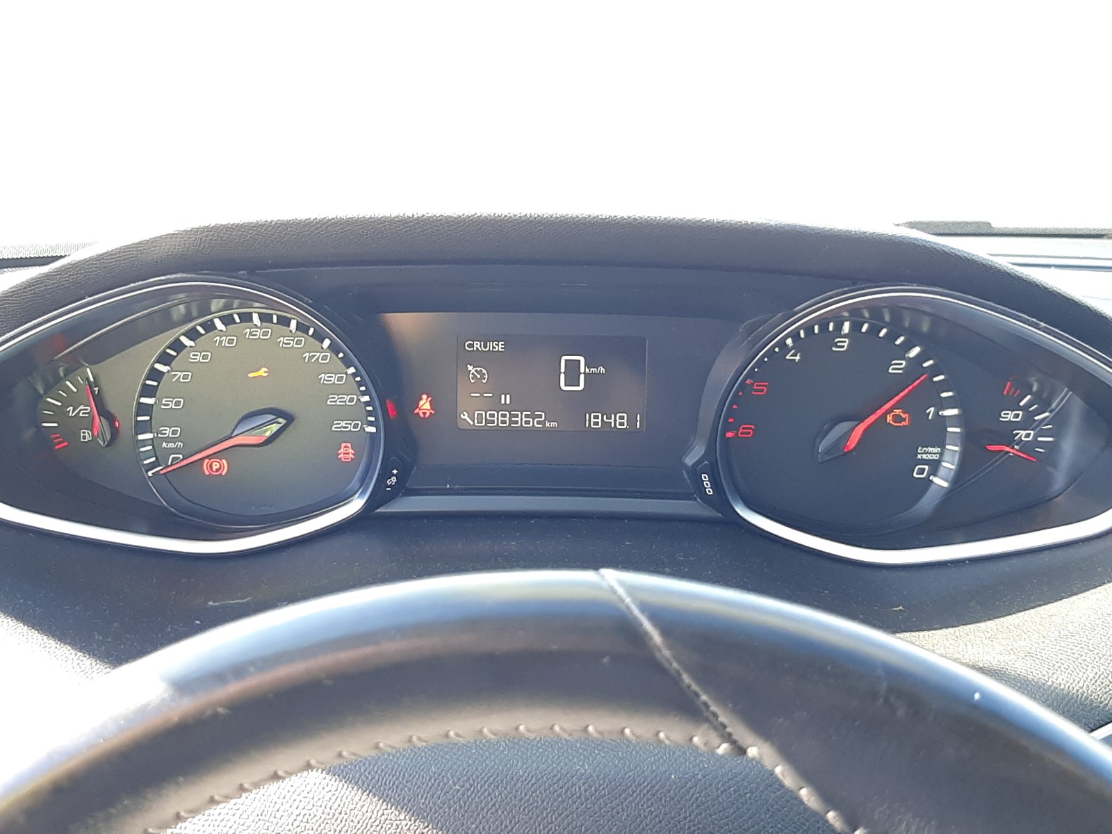 Peugeot 308 SW 2018 VF3LCYHYPJS414389 Photo 8
