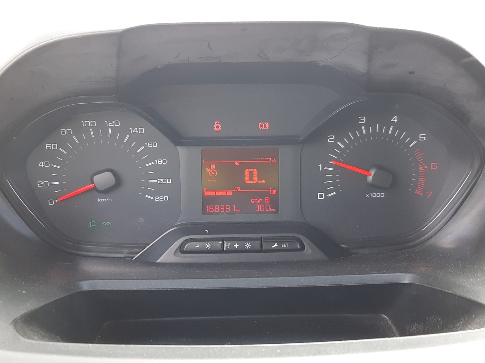 Peugeot Partner 2019 VR3EFBHYBKJ557102 Photo 8