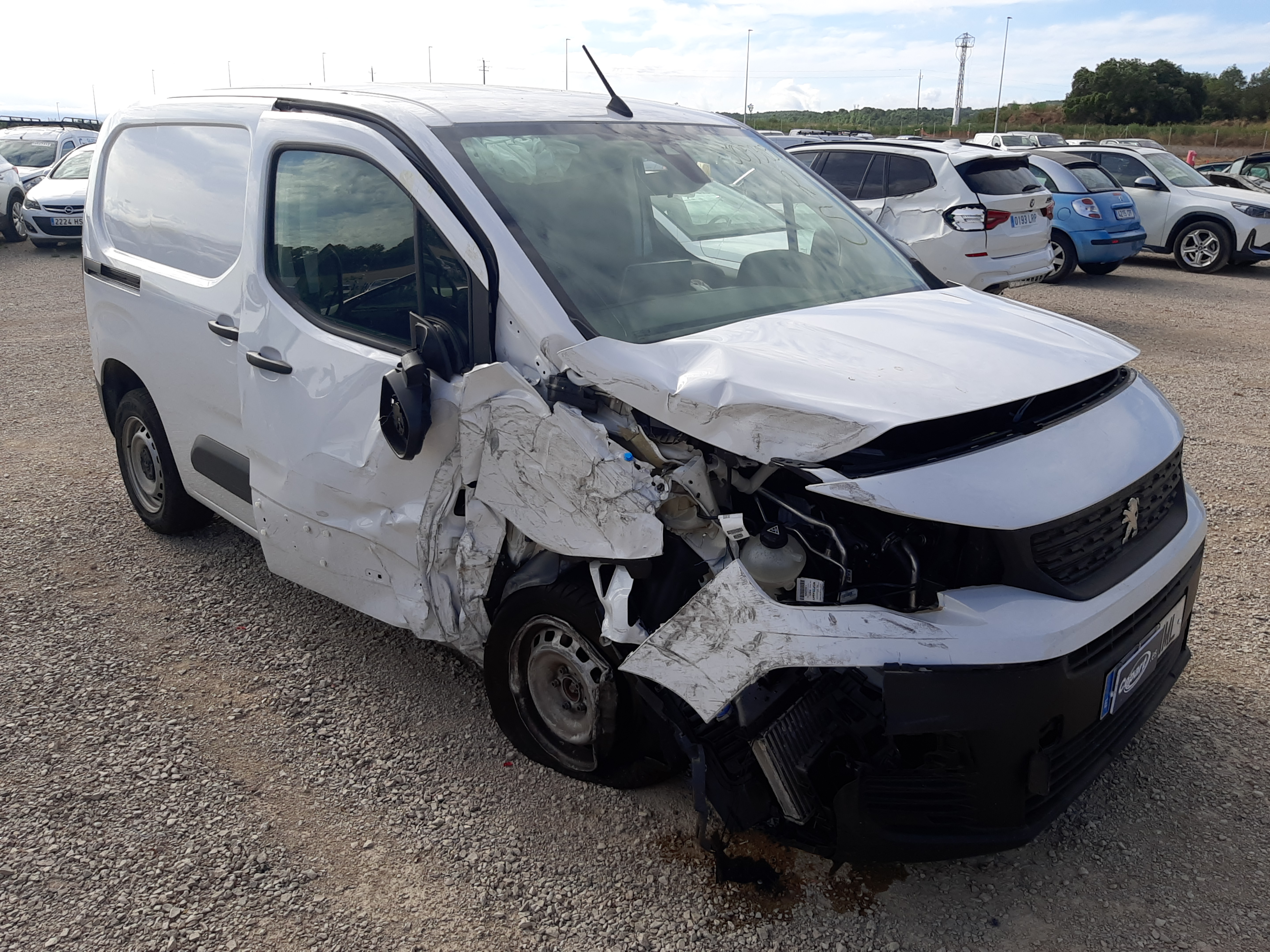 VR3EFYHT2PN574603 Peugeot Partner Photo 1