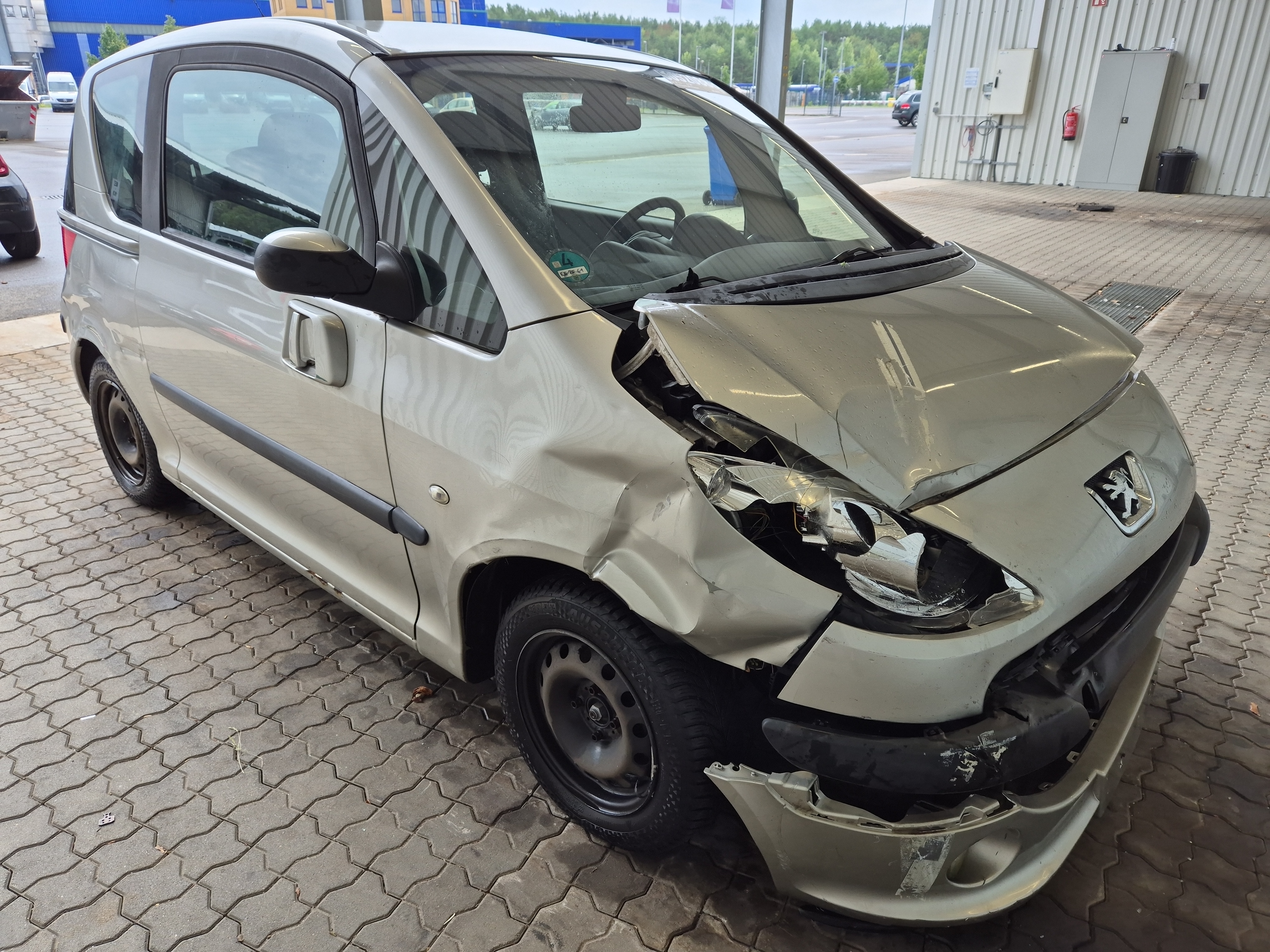 VF3KMKFVC20083796 Peugeot 1007 Photo 1