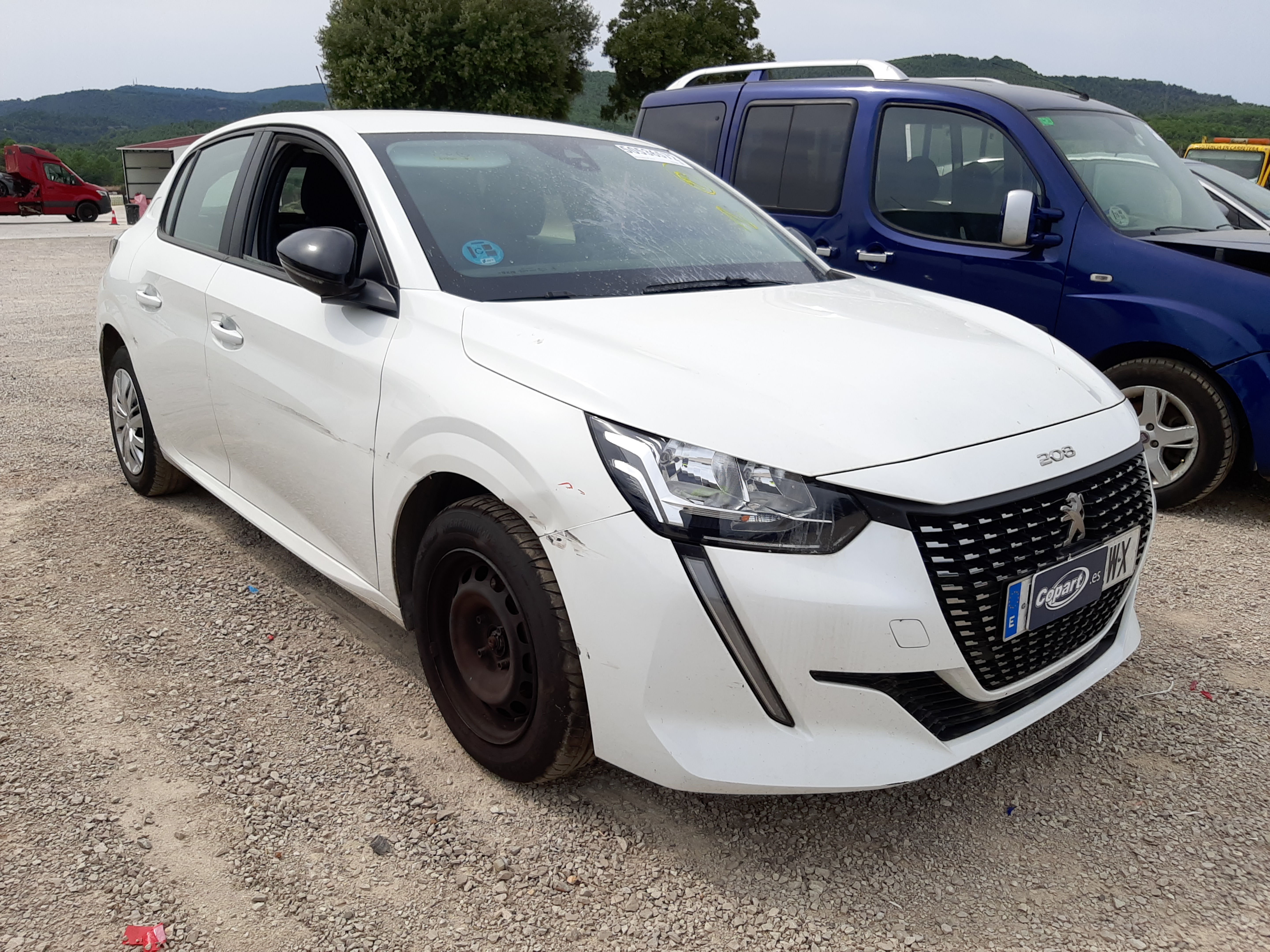 VR3UBYHTKN5816595 Peugeot 208 Photo 1