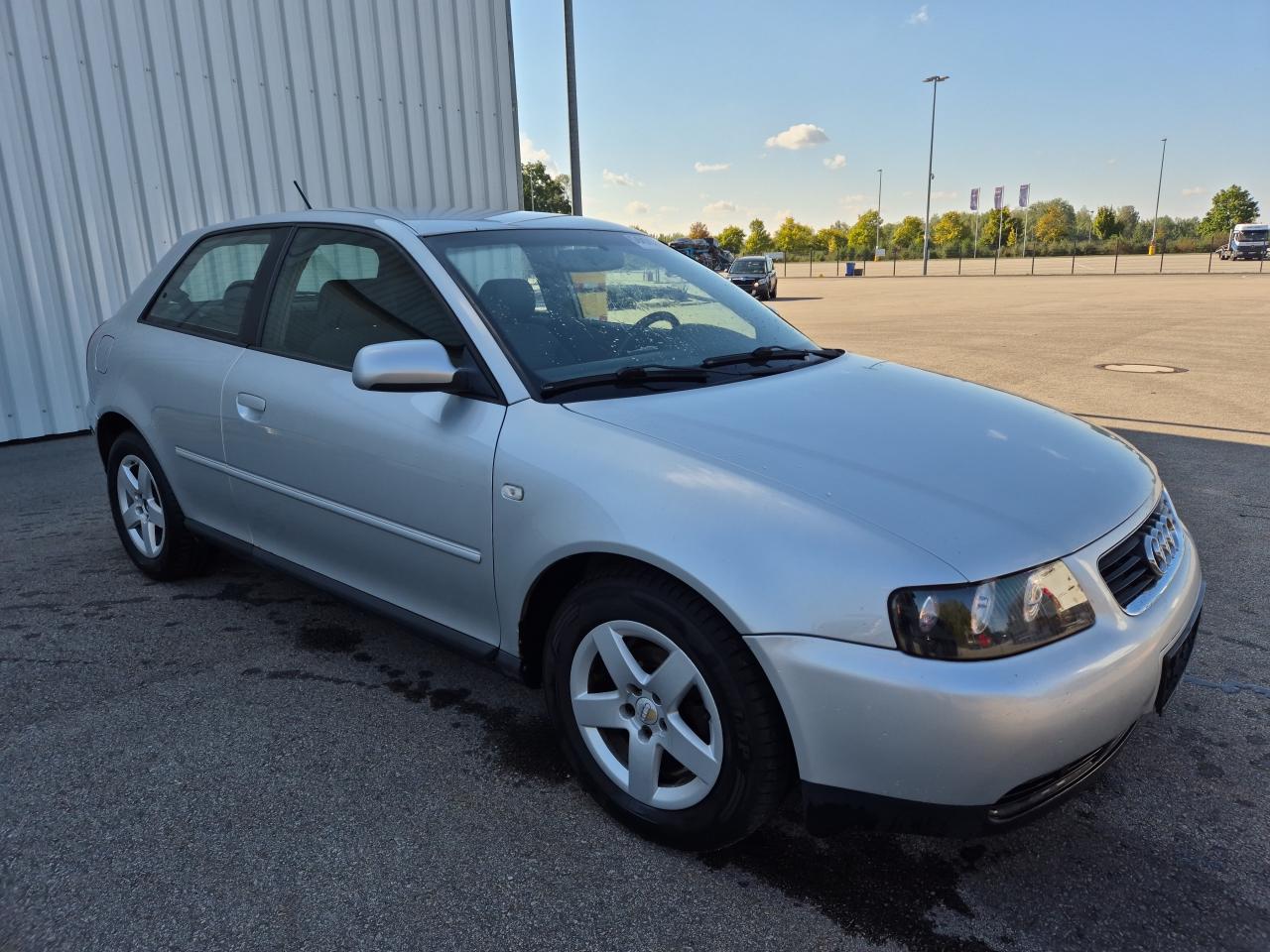 Audi A3 2002 1.6 Attraction