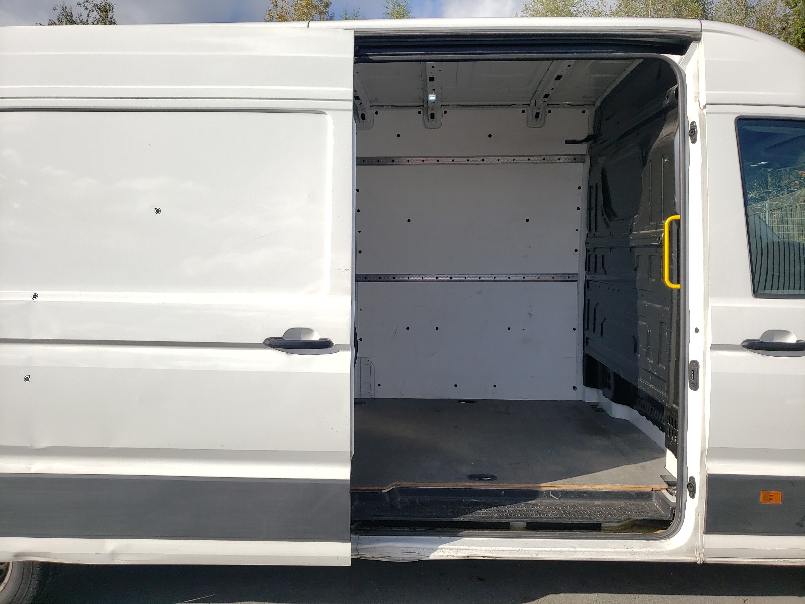 2022 MAN TGE Kasten Kasten 3.xxx lang Hochdach FWD for sale at Copart