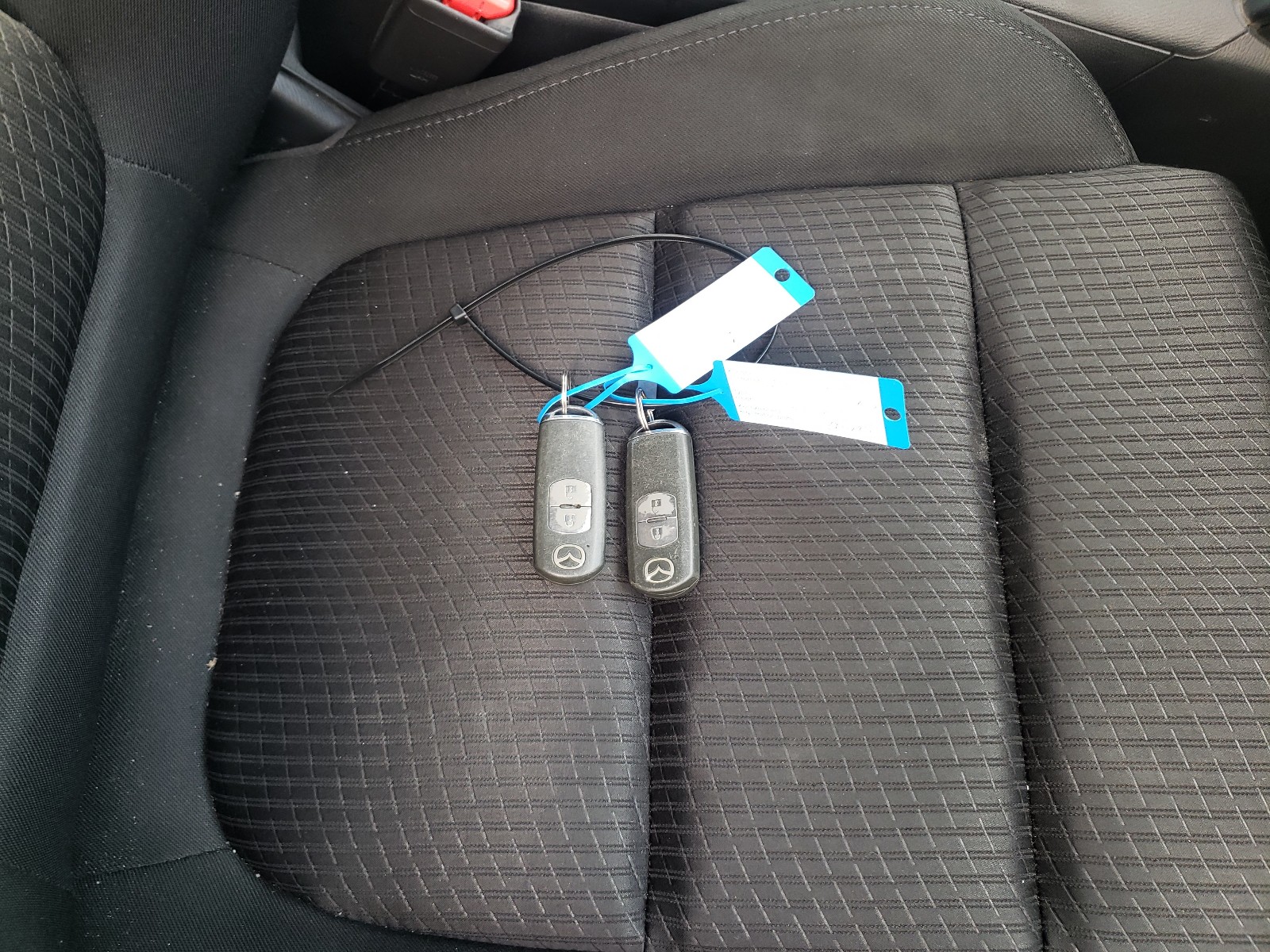 2015 Mazda Mazda CX-5 with Normal Wear damage, VIN JMZKEF91600331538