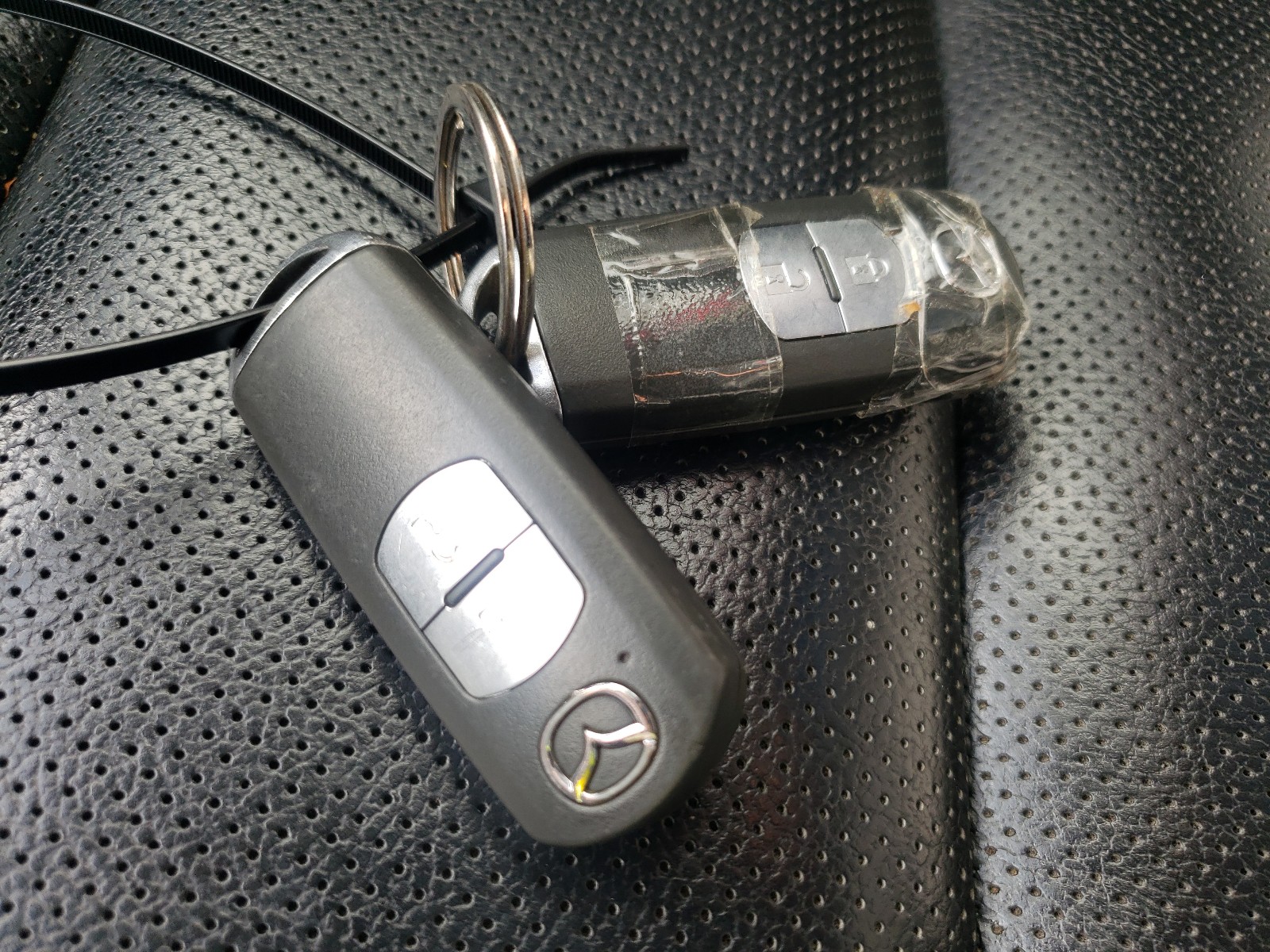 2015 Mazda Mazda CX-5 with Normal Wear damage, VIN JMZKEN92800327861