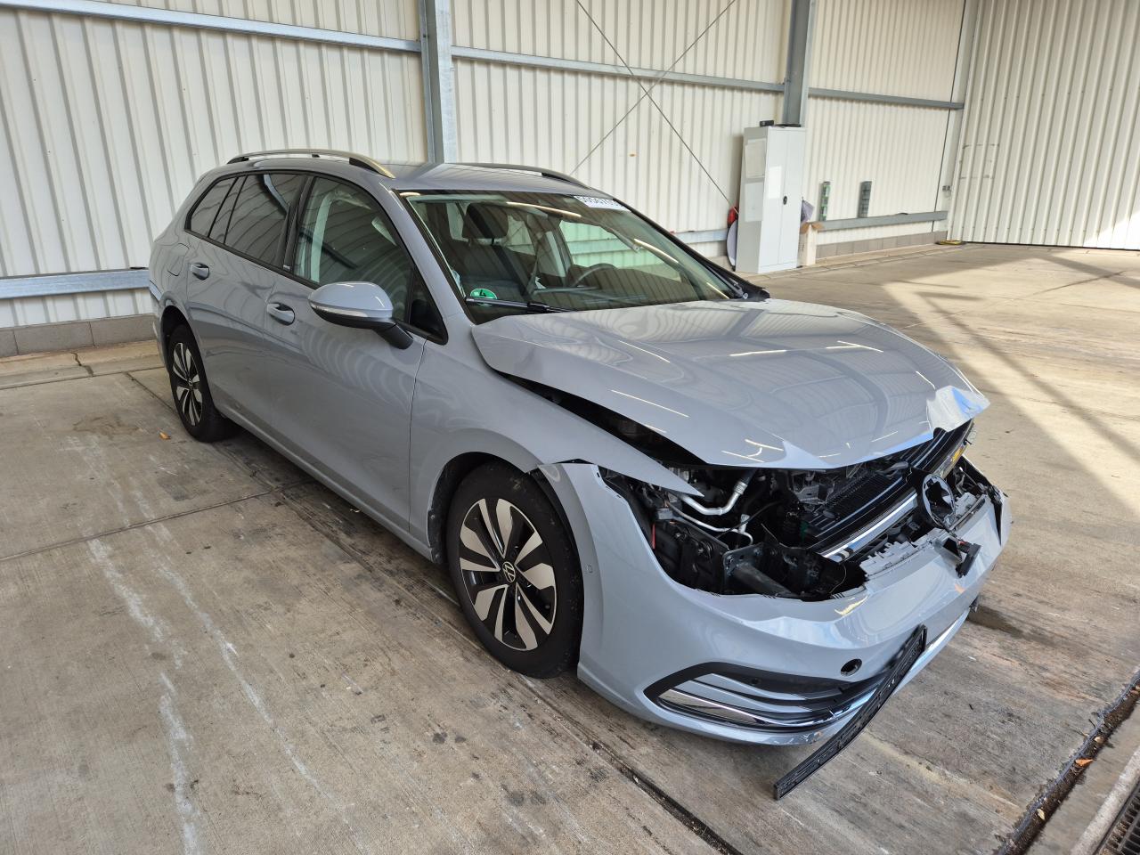 Volkswagen Golf 2023  VIII Variant Move