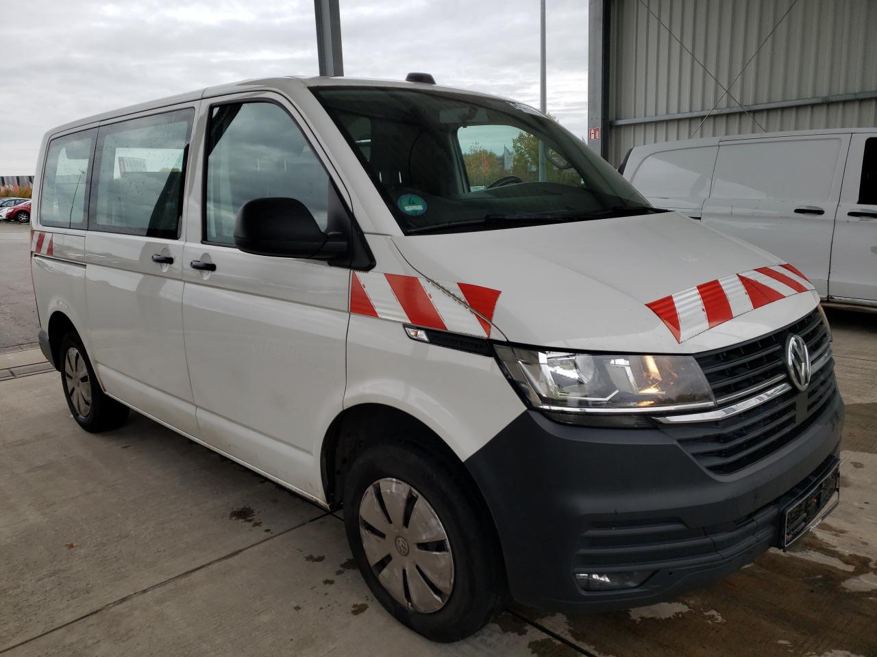 Volkswagen Transporter 2021 T6.1  Kombi FWD