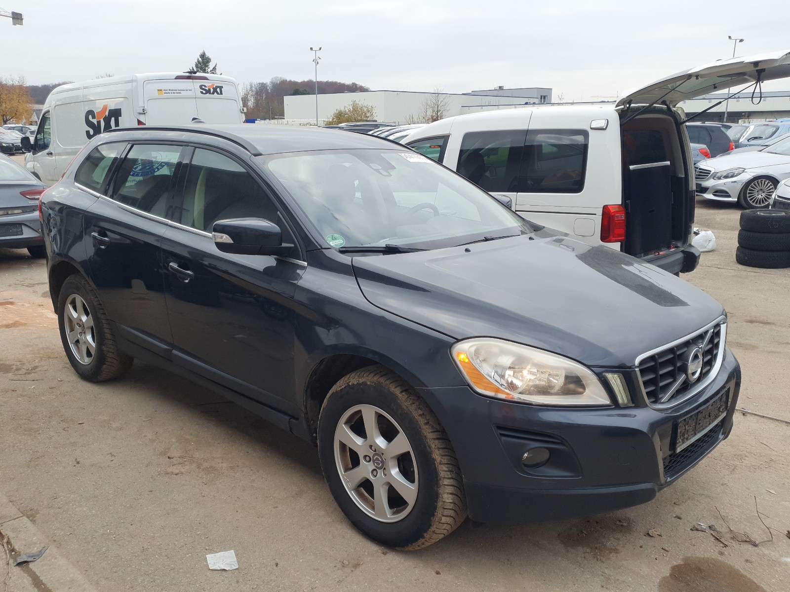 2009 Volvo XC60 Momentum AWD