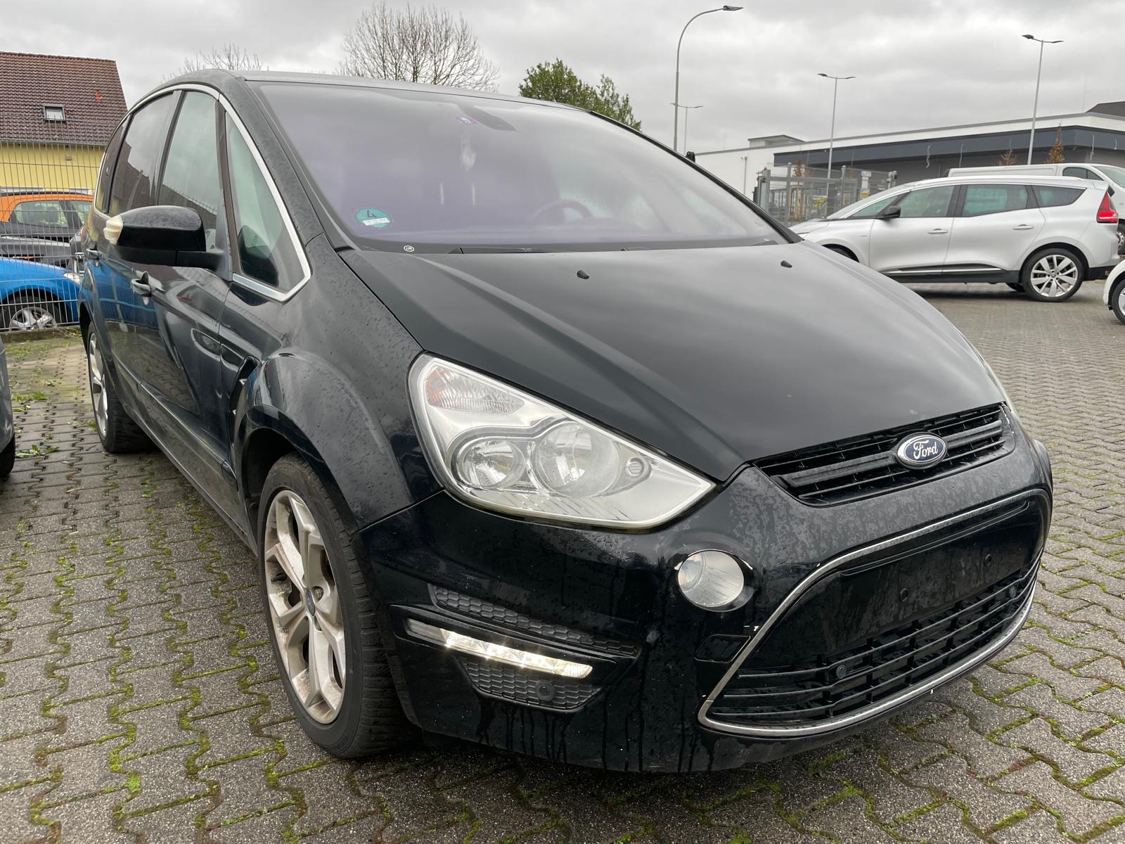 2012 Ford S-Max Titanium