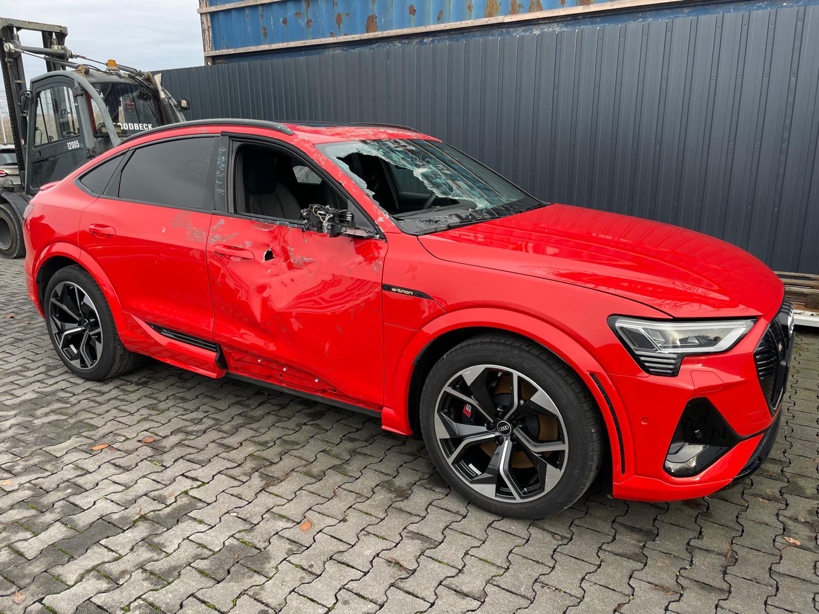 WAUZZZGE2NB013277 Audi e-tron Sportback Photo 1