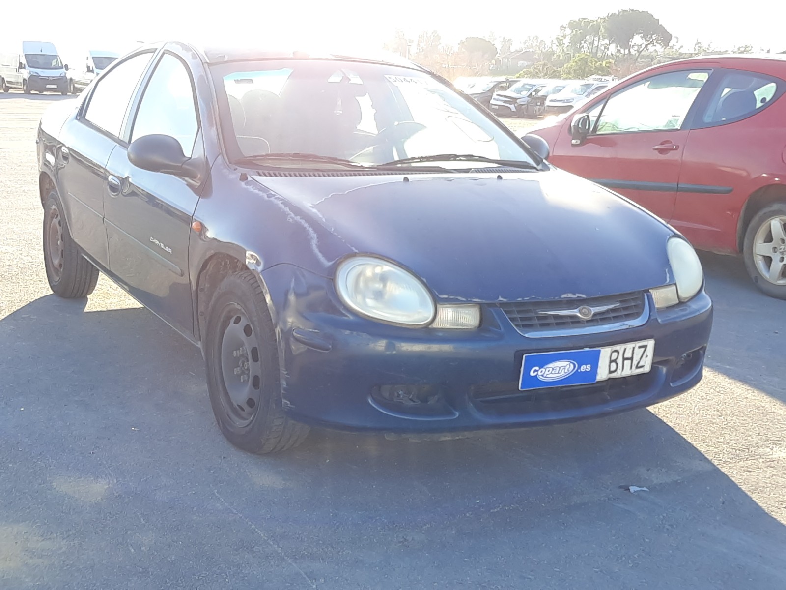1C3ESM6C6YD776666 Chrysler Neon Photo 1