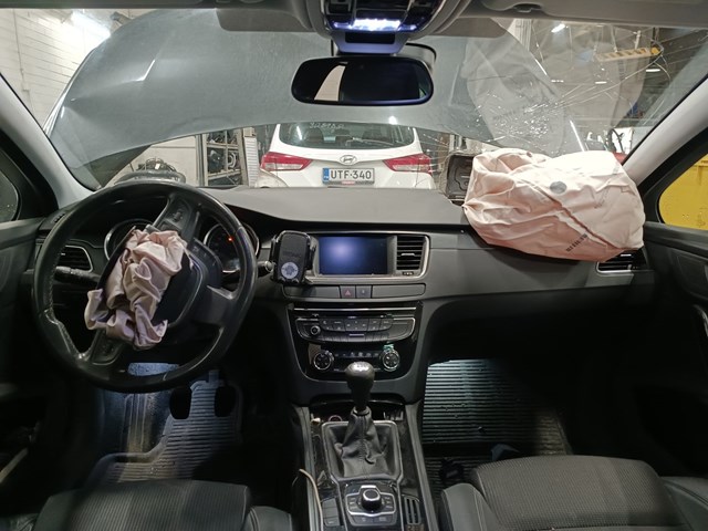 Peugeot 508 2012 VF38ERHF8BL010730 Photo 9