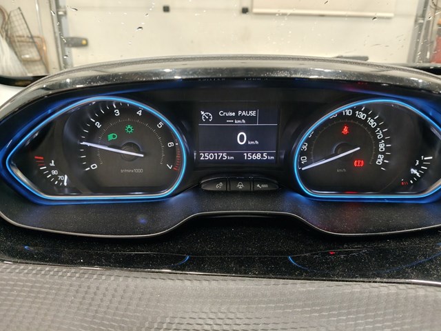 Peugeot 2008 2013 VF3CUHMZ0DY028608 Photo 8