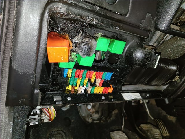 Peugeot 306 1999 VF37BKFXT32753251 Photo 16