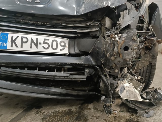 Peugeot 508 2012 VF38ERHF8BL010730 Photo 12