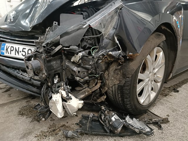 Peugeot 508 2012 VF38ERHF8BL010730 Photo 13