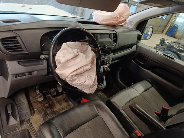Peugeot EXPERT 2020 VF3VFAHKKL7053689 Photo 9