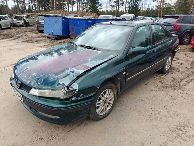 Peugeot 406 1999 VF38BRFRE80821317 Photo 2