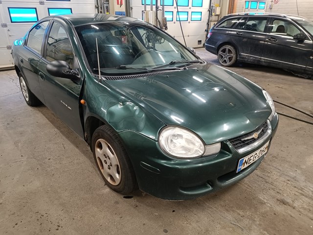 1C3ESA6C5YD796969 Chrysler Neon Photo 1