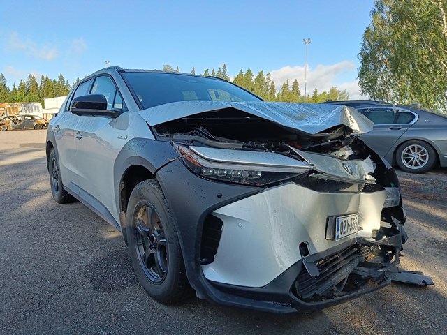 JTMABBBA90A021925 Toyota bZ4X Photo 1
