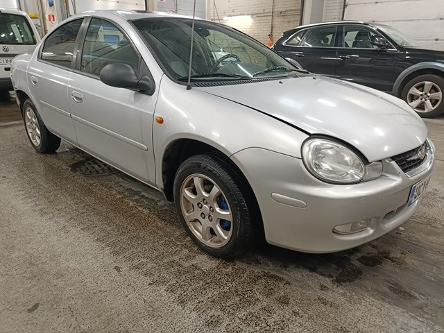 1C3ASB6C55D120215 Chrysler Neon Photo 1